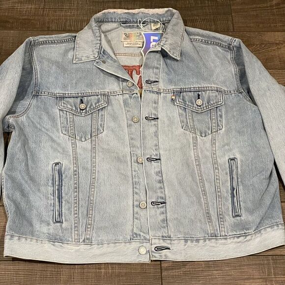 NWT Levi’s Premium Limited Edition Pride Jean Jacket Embroidered “Let Us Love" L - Picture 6 of 16
